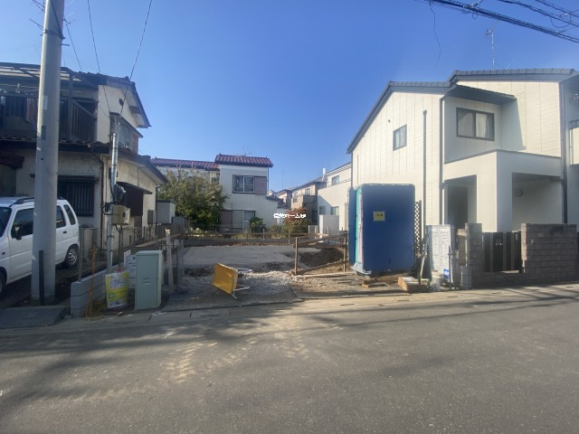 蓮田駅 徒歩18分 構造:木造土地面積:86.22平米 ( 26.08坪 ) 建物面積:69.97平米 ( 21.16坪 )